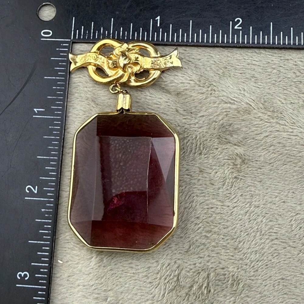 Vintage Signed Purple Faceted‎ Glass Watch Fob Brooch Gold Tone